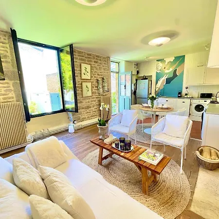 Moncoeur, Maison Et Jardin A 700 M Des Hospices De Будинок відпочинку