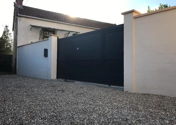 Moncoeur, Maison Et Jardin A 700 M Des Hospices De *