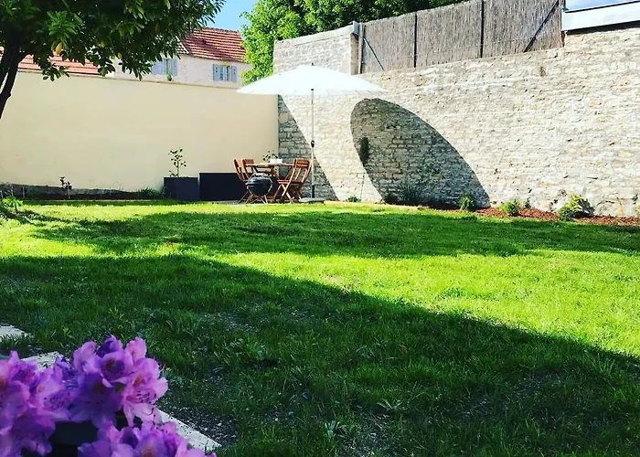 Moncoeur, Maison Et Jardin A 700 M Des Hospices De بيت للعطل *