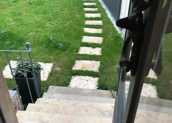 Moncoeur, Maison Et Jardin A 700 M Des Hospices De Будинок відпочинку Бон