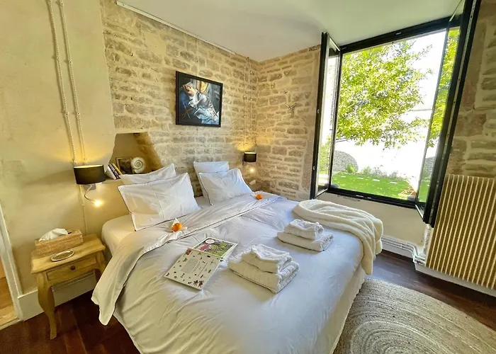 Moncoeur, Maison Et Jardin A 700 M Des Hospices De *