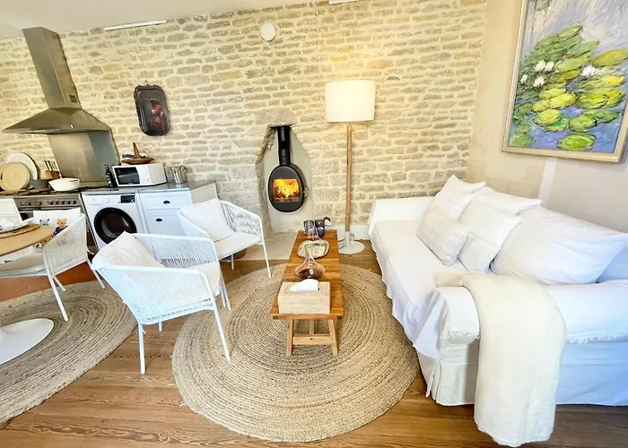 Moncoeur, Maison Et Jardin A 700 M Des Hospices De *