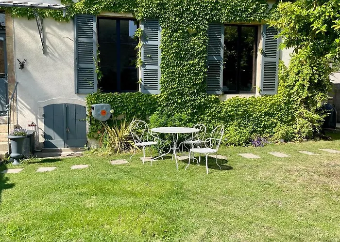 Moncoeur, Maison Et Jardin A 700 M Des Hospices De بيت للعطل